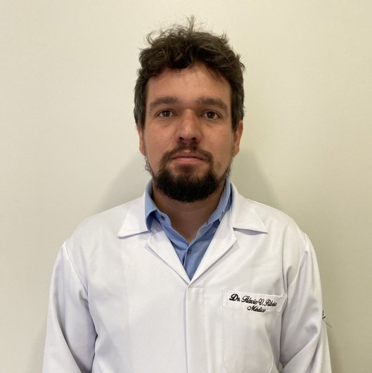 Dr. Flávio Veloso Ribeiro