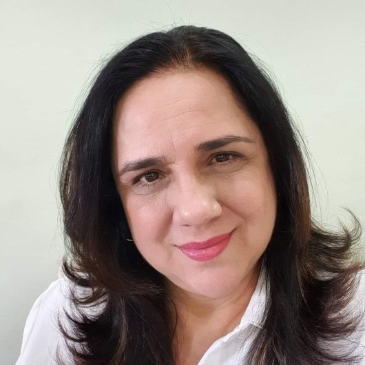 Prof. Meire Cunha