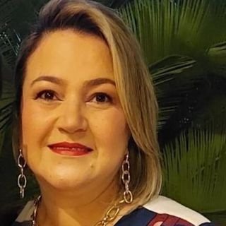 Dra. Dayan Elisabete Moreira Matos