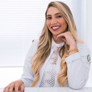 Dra. Rafaela Gomes