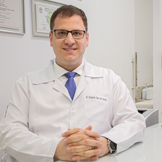 Dr. Eduardo Dias de Souza
