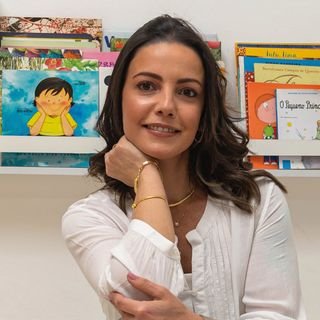 Stela Camargo