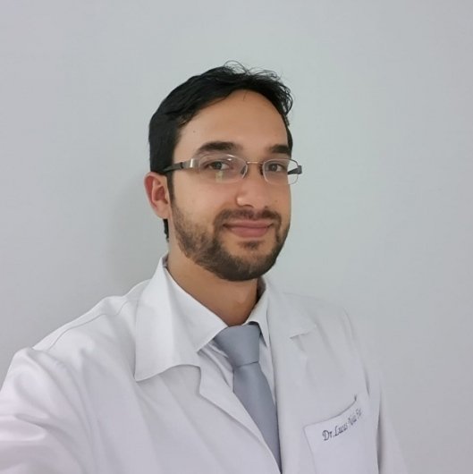 Dr. Lucas Fleury