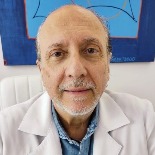 Dr. Jose Vicente Novaes Felici