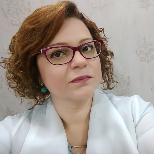 Dra. Andréa de Oliveira Costa Coelho