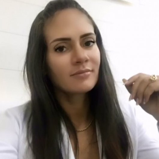 Dra. Renatha Pereira Do Nascimento