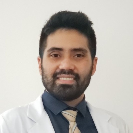 Dr. Daniel Estevam Coelho