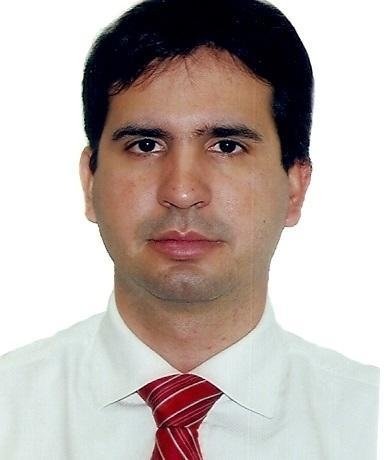Dr. Hilton Barros