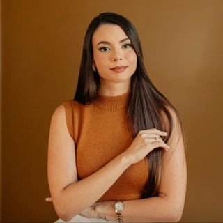 Dra. Mel Oliveira