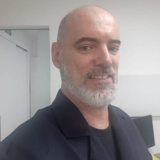 Dr. Elder Santos Carneiro