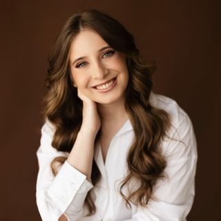 Dra. Carolina Labigalini Sampaio