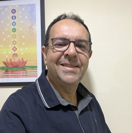 Dr. Claudio Manoel Silva