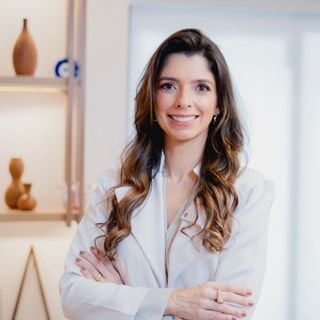 Dra. Larissa Abib Daun