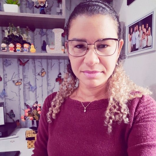 Dra. Luziane de Oliveira Gonçalves