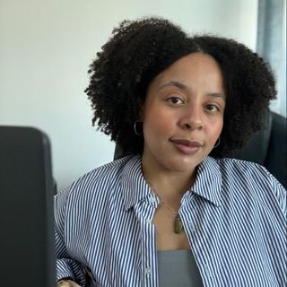 Dra. Giuliana Cavalho Lima
