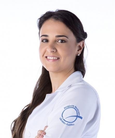 Dra. Roberta Barros