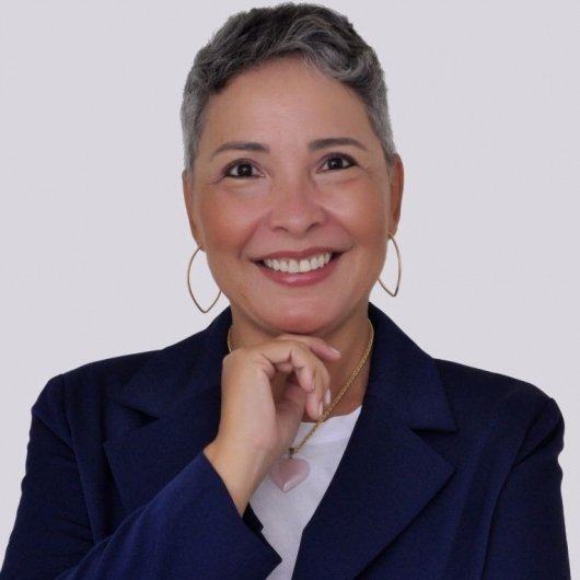 Tânia Holanda