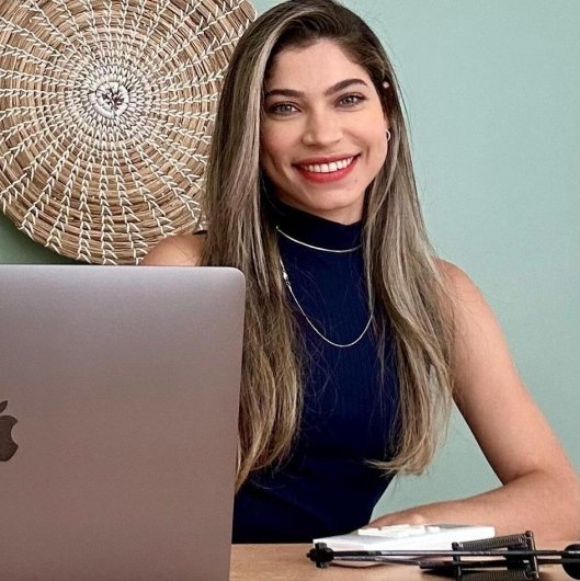 Dra. Tayane Ventura