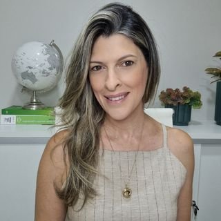 Dra. Paula Guedes