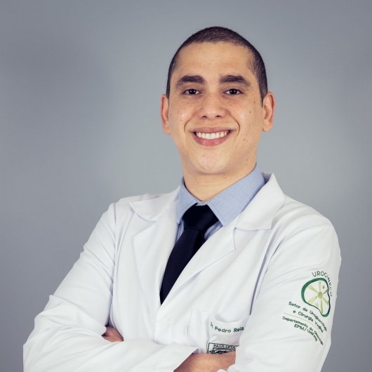 Dr. Pedro Reis .
