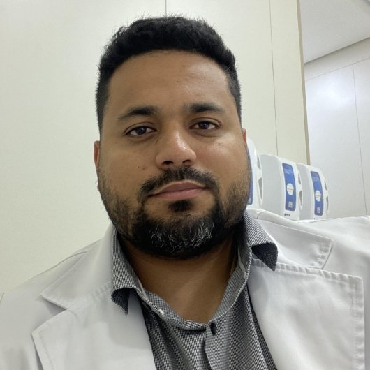 Dr. Tairo Rocha