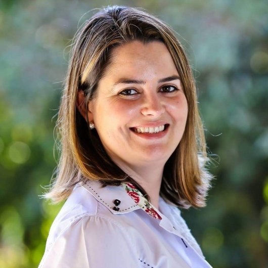 Ana Paula Camargo