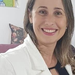 Fernanda Micheli Kelllermann Souza