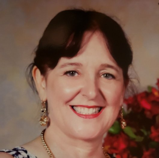 Dra. Virgínia Mara Manso Camargo