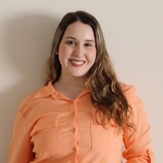 Ana Luiza Ambrozin