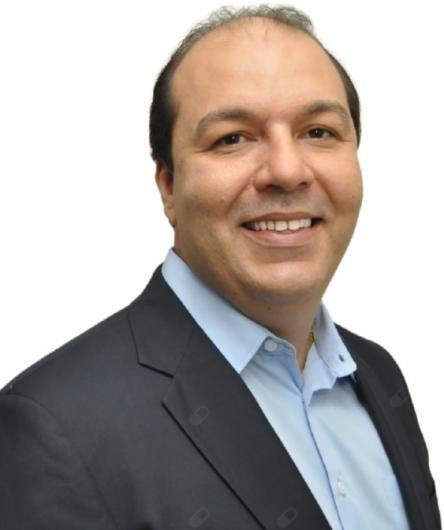 Dr. Fabio Farah