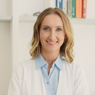 Dra. Andrea Ruschel Trasel