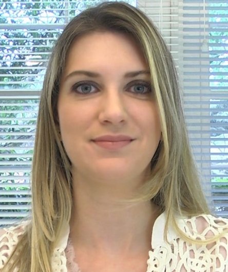 Dra. Lucia Mensato Rebello Couceiro