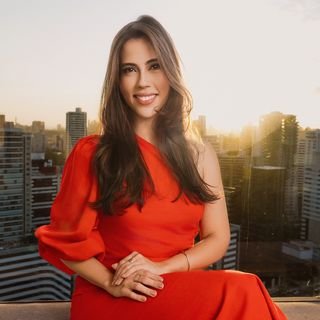 Dra. Manuela Lordelo Leite Caldas Pereira