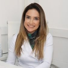Dra. Erika Cristine Camara Lucena Da Fonseca