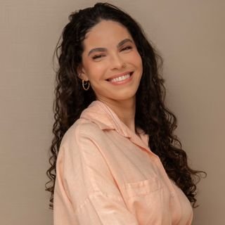 Dra. Nathalia Castro de Medeiros