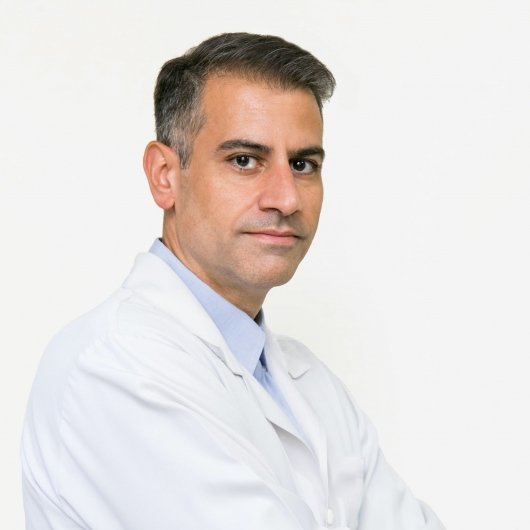 Dr. Ricardo Lara Campos Axcar