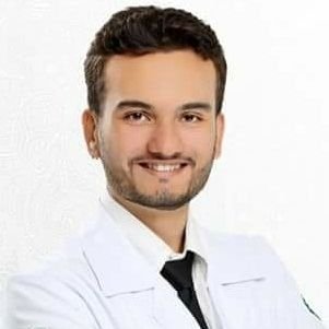 Dr. Matheus Lacerda