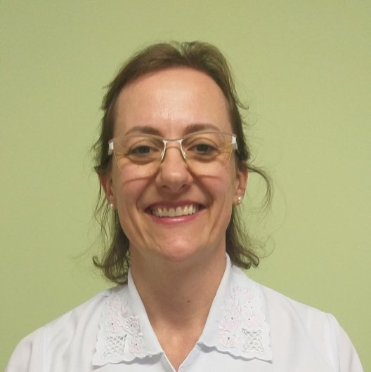 Dra. Cláudia Christianne Gobor