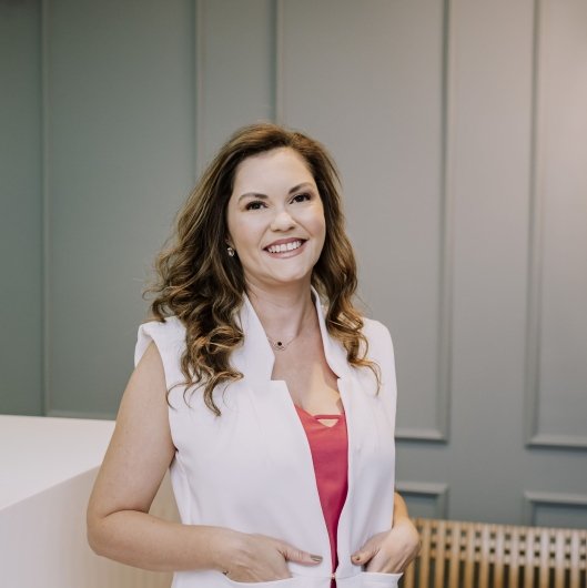 Dra. Anélia Carneiro Souza