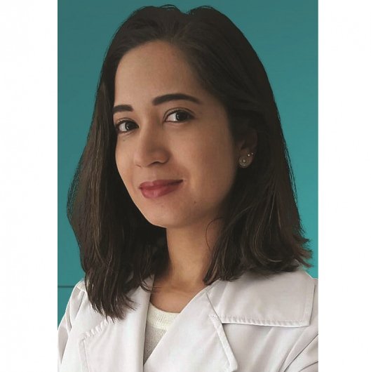 Dra. Larissa Castro Rodrigues