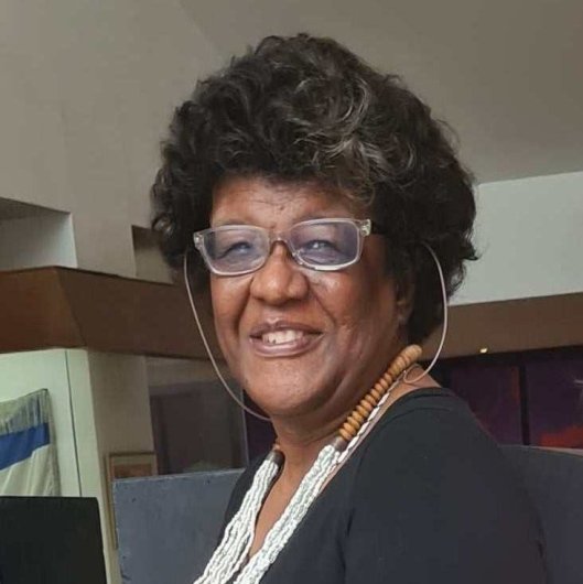 Dra. Rita Cristina Souza Santos