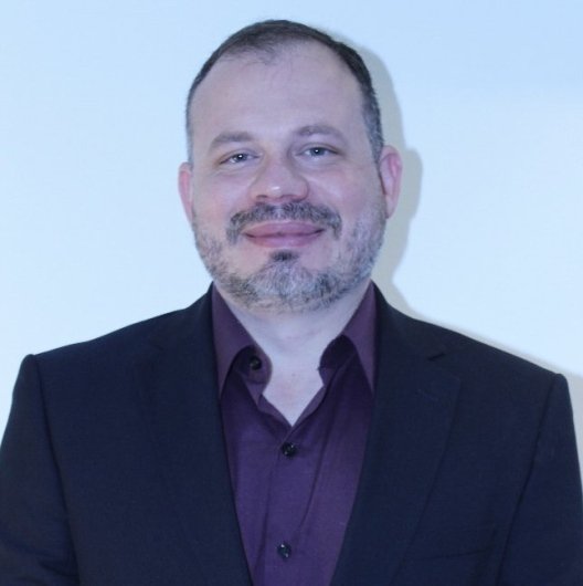 Dr. Cassiano Santana