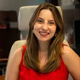Dra. Isabela da Silva Rossi de Resende