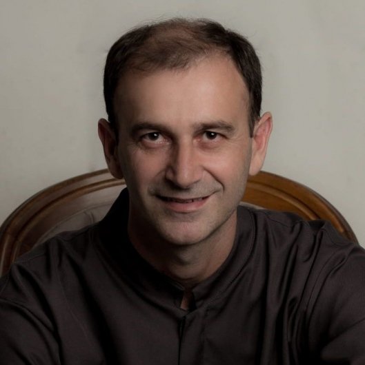 Dr. Edney Ribeiro