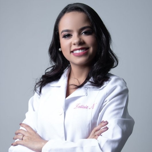 Dra. Letícia Nascimento de Santana