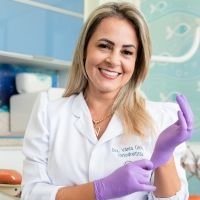 Dra. Vânia Gomes