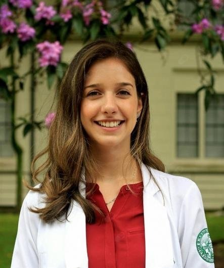 Dra. Arlety Morais Carvalho Casale