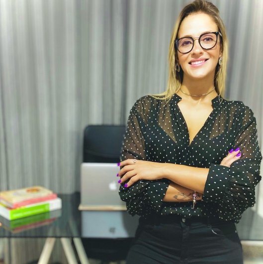 Dra. Carine Fagundes