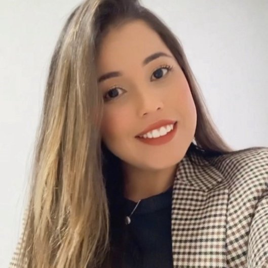 Dra. Tayná Oliveira