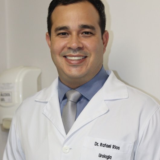 Dr. Rafael Rios